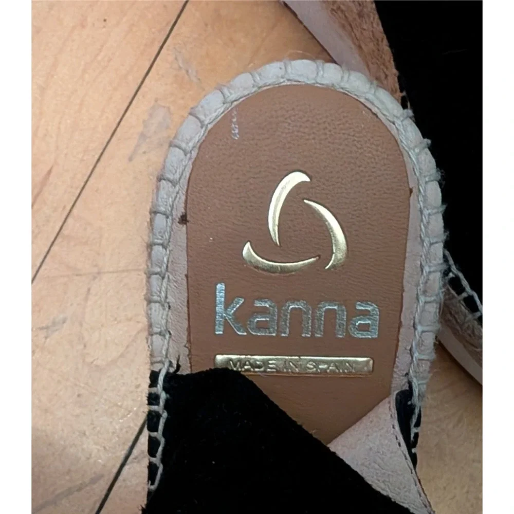 Kanna Womens Moira‎ Sandals Black Suede Wedge Espadrilles Sandals Size 37